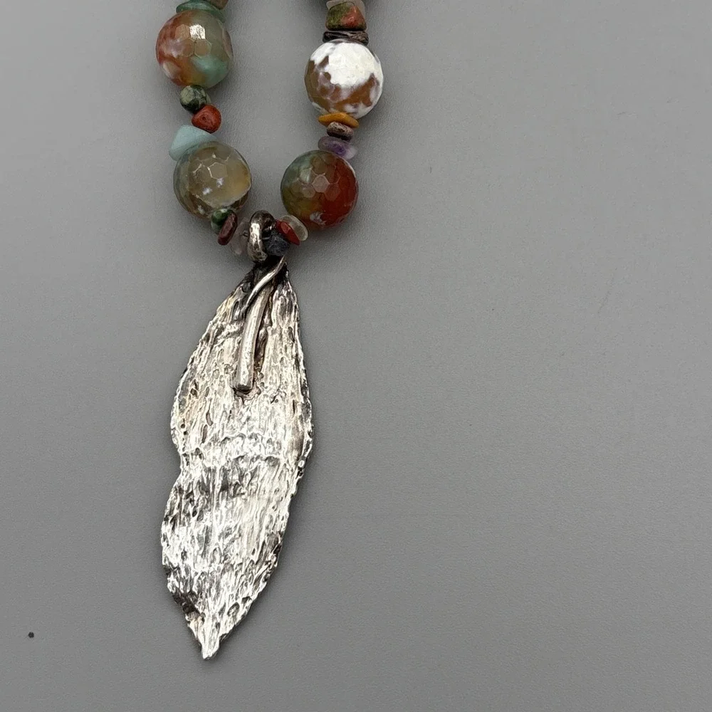 VTG Artisan Beaded Natural Gemstone Agate? Jasper? Silver Leaf Necklace GIFT 20